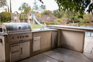 designedby-outdoor-kitchen8